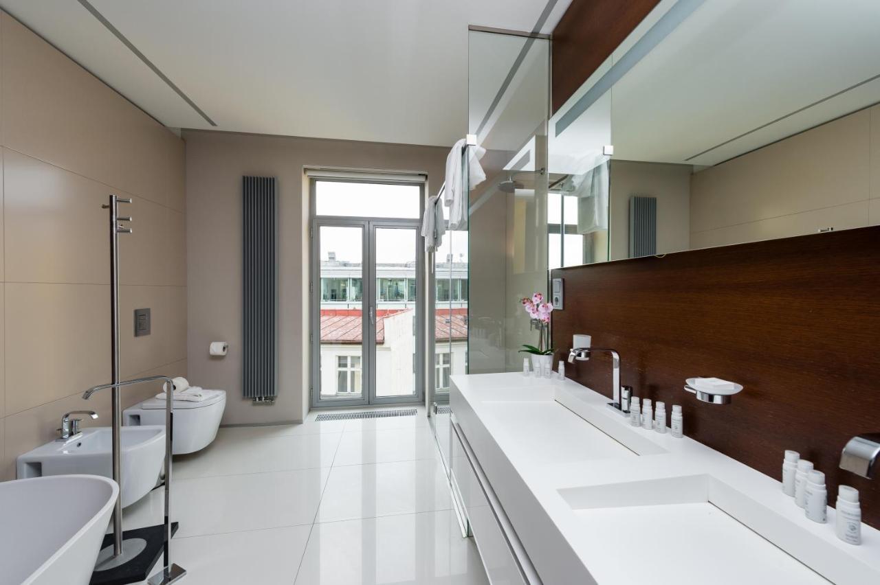 Grand By Tkc Apartahotel